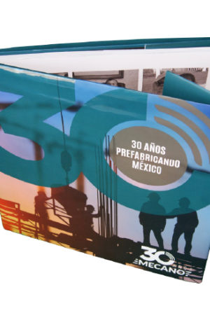 Libro conmemorativo de 30 aniversario de Mecano